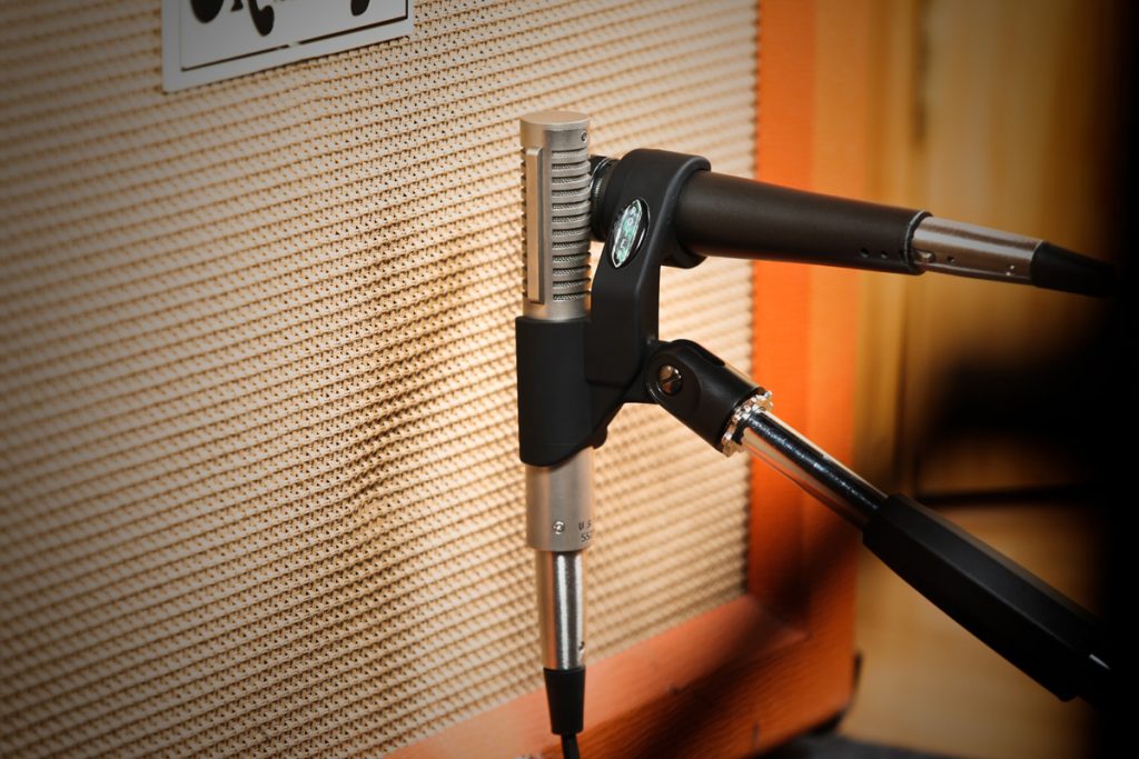 R-121/SM57 in Royer AxeMount dual mic clip